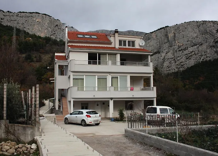 With A Swimming Pool Zakucac, - 5954 Apartman Omiš